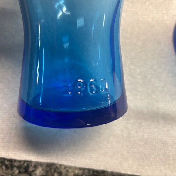Vintage 1961 McDonalds Drinking Set Of 2 Vibrant Blue Collectible retro Glasses - Picture 5 of 8